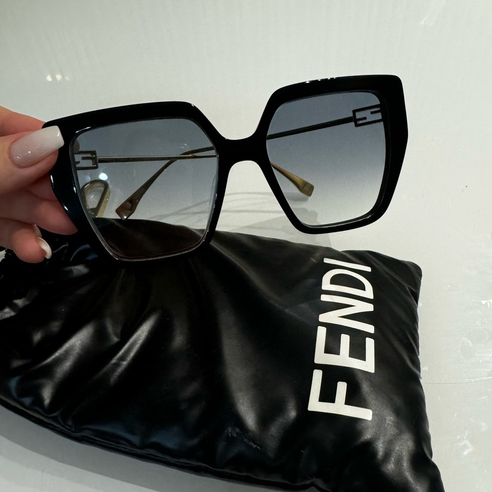Fendi baguette